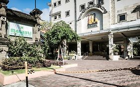 Melasti Kuta Beach Hotel & Spa